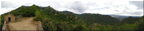 En descendant de l'abbaye Saint-Martin du Canigou.