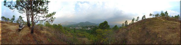 Vue depuis le haut du Cerro de Perquín (1321m).