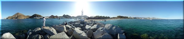 Vue depuis le bout de la jetée.